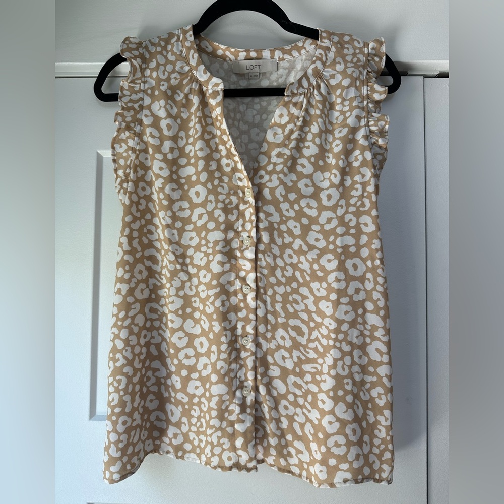 EUC Loft Women's Tan and White Leopard Print Top